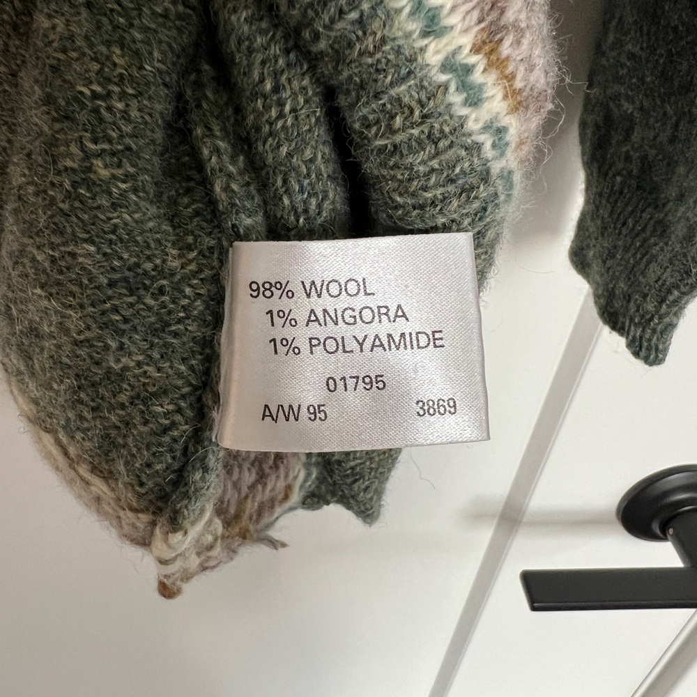 Wool Cottage Sweater - Picture 4 of 4
